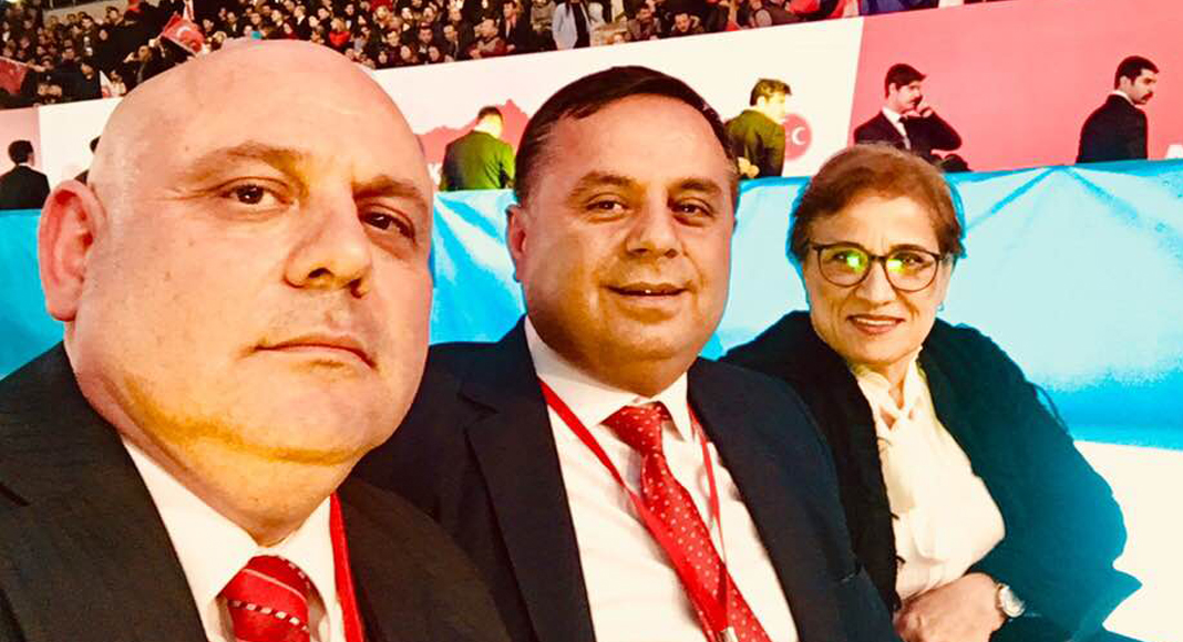 ÇAL’DA AKCAN İLK MESAJI VERDİ