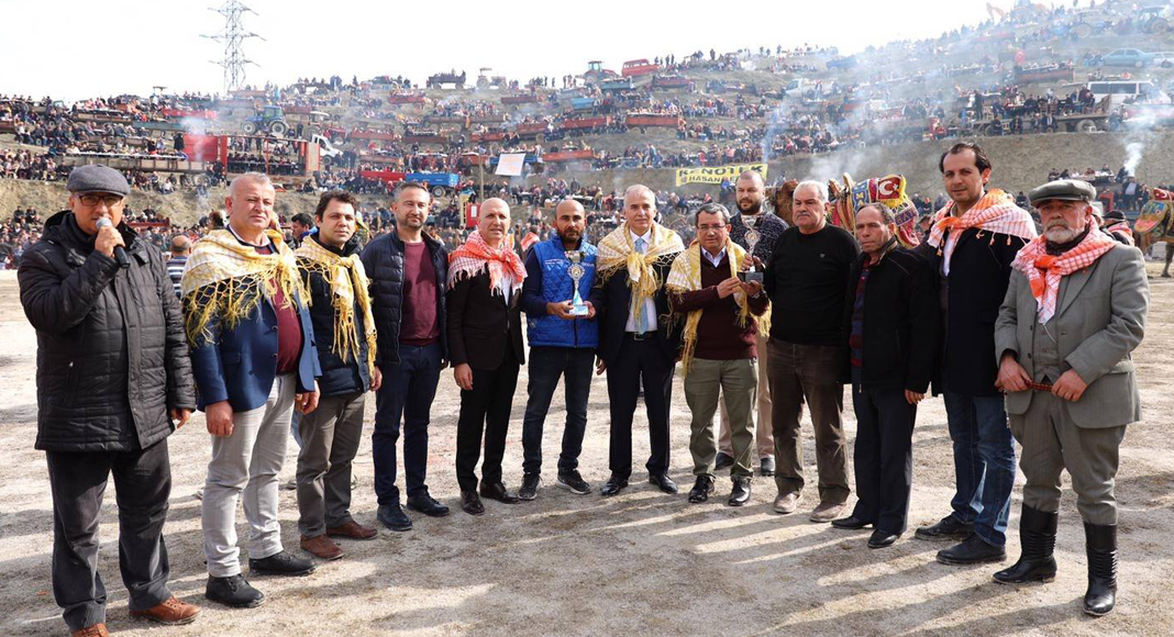 SARAYKÖY’DE DEVELER GÜREŞTİ