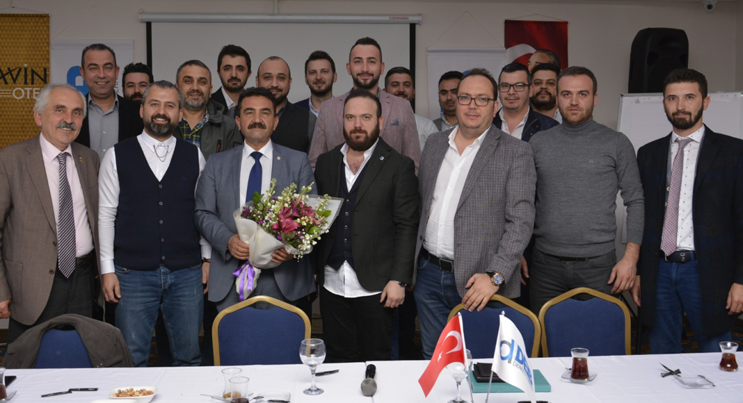 CHP’Lİ DİVARCI’DAN İŞ DÜNYASINA MESAJ