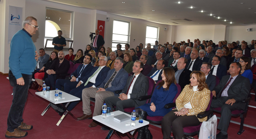 OKUL MÜDÜRLERİNE İHMAL VE İSTİSMARIN ÖNLENMESİ ANLATILDI…