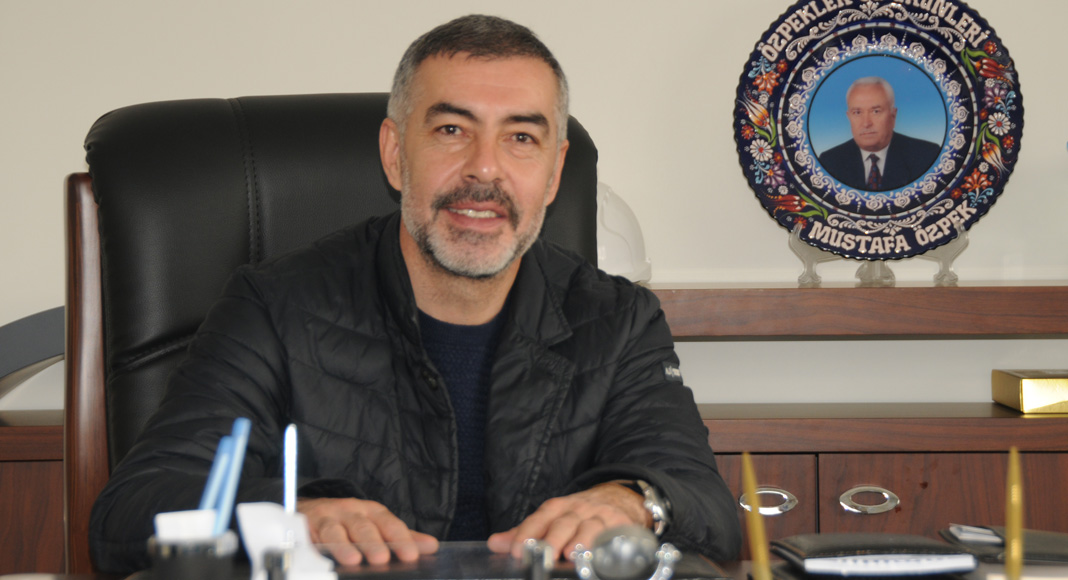 DENİZLİSPOR’DA ÖZPEK İSTİFA ETTİ!