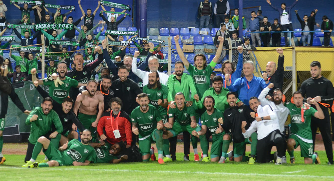 HOROZLAR ERKEN ÖTMEZ VAKTİNDE ÖTER!