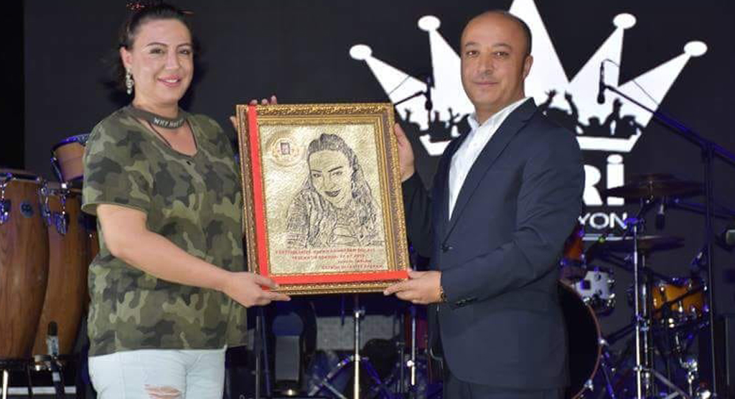 FESTİVALLERİN KRALİÇESİ…