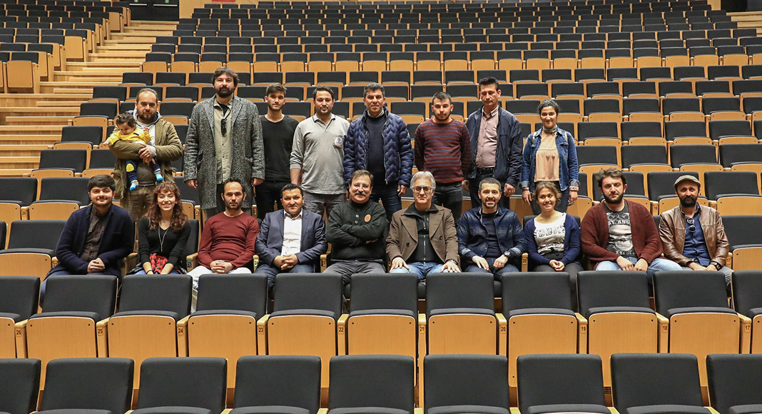 ÜNLÜ SANATÇILARDAN TAM NOT