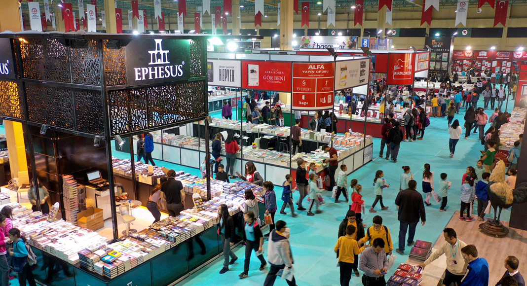 DENİZLİ KİTAPLA BULUŞMAYA BAŞLADI