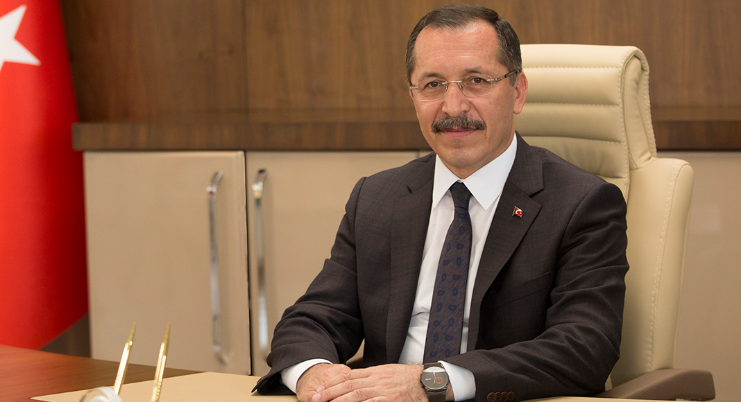 REKTÖR BAĞ’DAN 23 NİSAN MESAJI