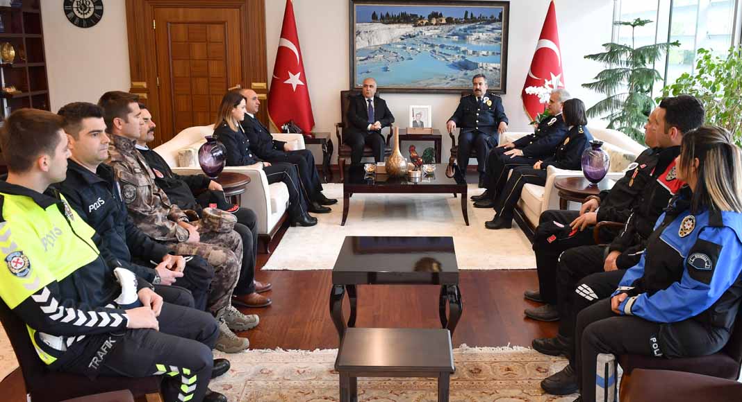 ﻿POLİS HAFTASI KUTLAMALARI SÜRÜYOR