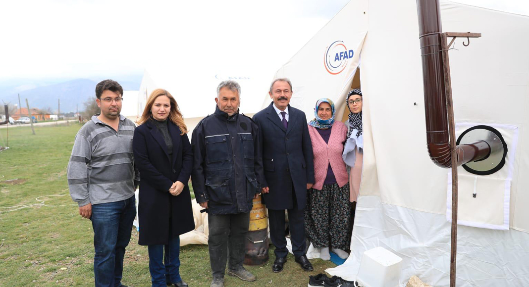 DEPREMZEDELER ÇADIRDAN KURTULUYOR!