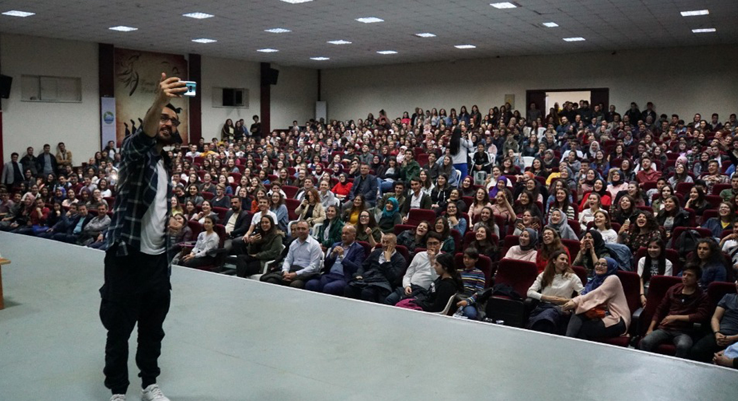 GRİ KOÇ, ÇİVRİL’DE!..