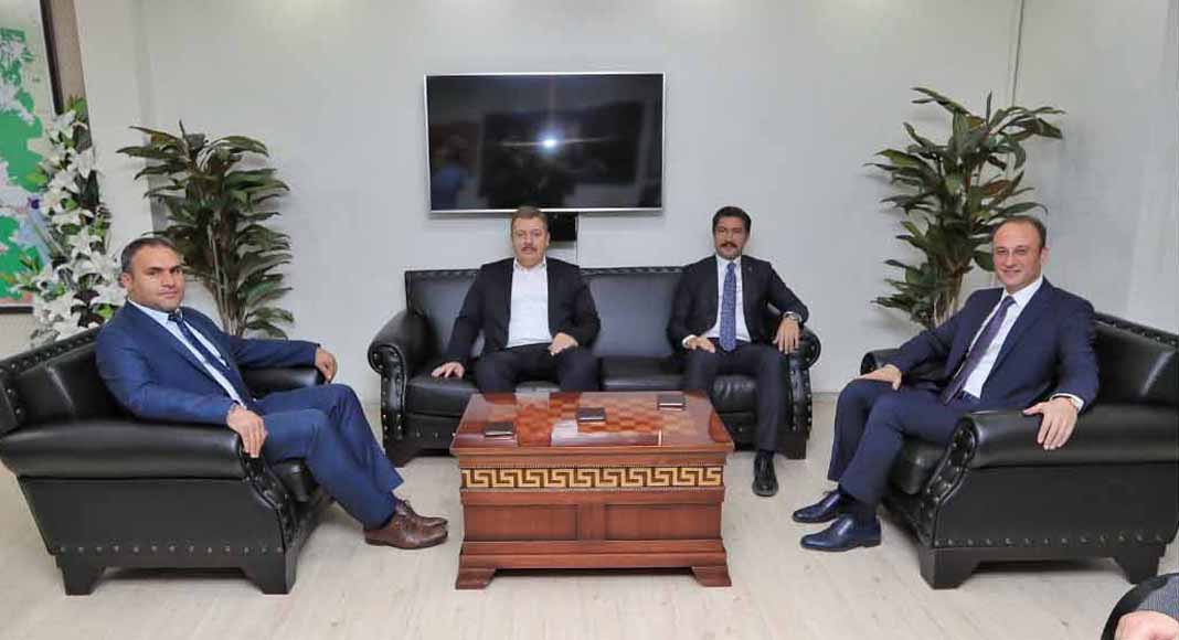 ÖZKAN VE FİLİZ’DEN BAŞKAN ÖRKİ’YE HAYIRLI OLSUN ZİYARETİ
