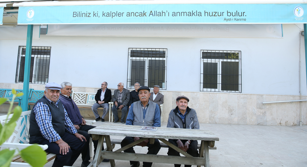 O İSİM KALKTI, AYET KONDU…