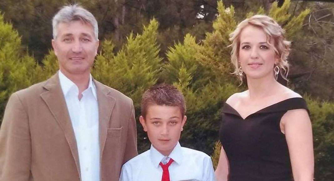 HEMŞİRE, DOKTOR EŞİNİ BIÇAKLADI!