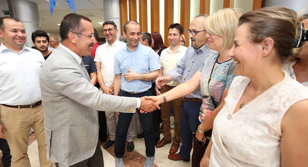 PAÜ’DE BAYRAMLAŞMA