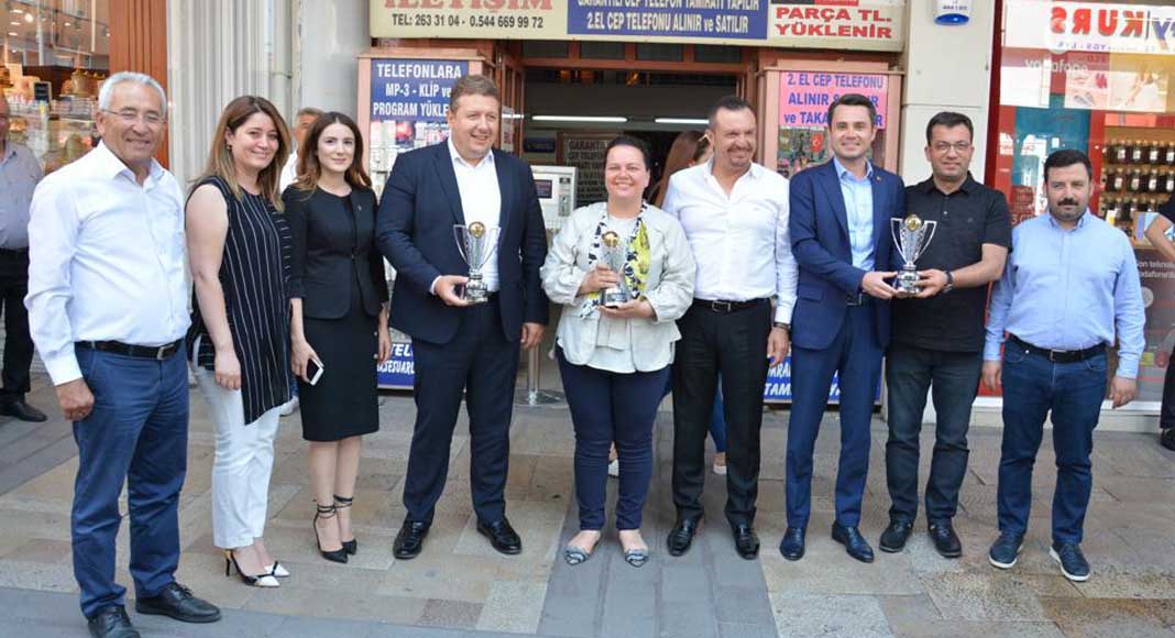 AYAK ÜSTÜ MİNYATÜR KUPA SATTI