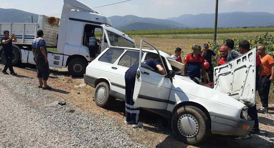 TAVAS’TA KAZA: 2 ÖLÜ