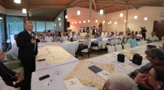 ZOLAN, MERKEZEFENDİ MUHTARIYLA BULUŞTU