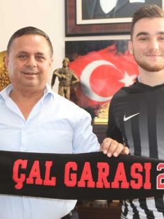 ÇALLI FUTBOLCUDAN BOŞ SÖZLEŞMEYE İMZA