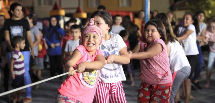 PAMUKKALE’DE ÇOCUKLAR BU YAZ DOYASIYA EĞLENDİ