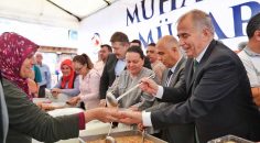 BİNLER AŞURE HAYRI’NDA BULUŞTU