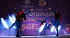 BÜYÜKŞEHİR TÜRK KÜLTÜRÜNÜ YAŞATIYOR