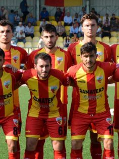 KIZILCABÖLÜKSPOR FETHİYE İLE OYNUYOR
