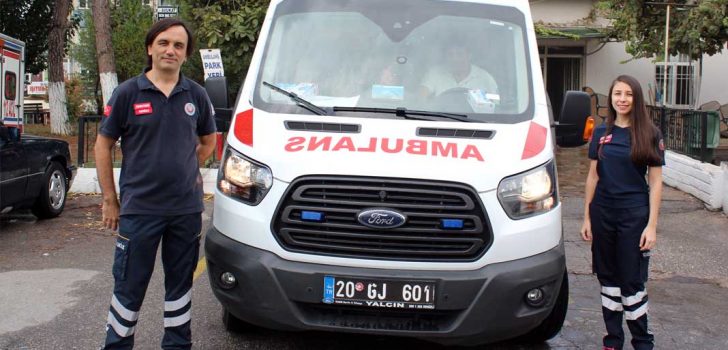 İŞYERİNDE MESLEKTAŞ EVDE BABA!..