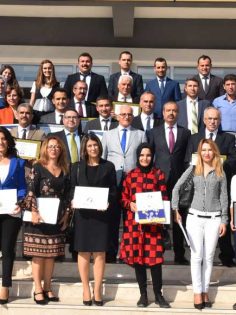 OKUL VE ÖĞRETMENLERE BELGE