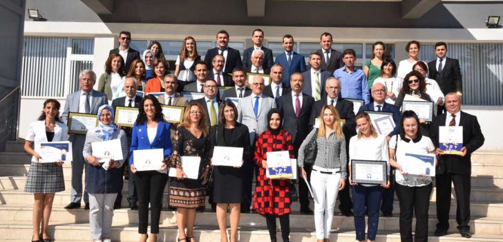 OKUL VE ÖĞRETMENLERE BELGE