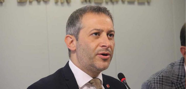 AKBABA: ERDAL İNÖNÜ’YÜ SAYGIYLA ANIYORUZ