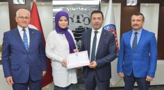 DTO’NUN EĞİTİMLERİNDE KURSİYERLERE BELGELERİ VERİLDİ