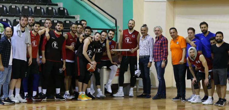 YÖNETİMDEN TAKIMA MORAL ZİYARETİ