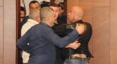 DENİZLİSPOR’DA TOPLANTIYA SİLAHLI BASKIN