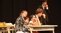 SARAYKÖY’DE TİYATRO SALONU DOLDU TAŞTI