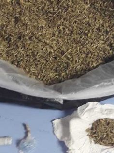 PAMUKKALE’ DE UYUŞTURUCU SATICILARINA OPERASYON