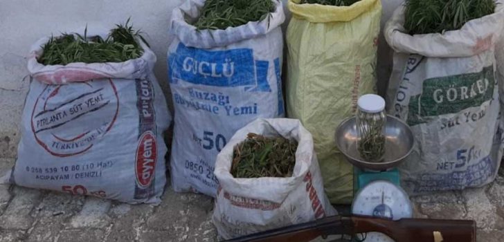 ÇAL’DA 16 KİLO ESRAR YAKALANDI