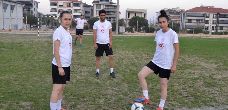 KADIN PERSONELLER SAHADA FIRTINA GİBİ