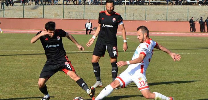 MEKİK İYİ OYNAMADI AMA: 2-1