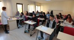 YKS’YE SOSYAL ETKİNLİK MERKEZLERİ İLE HAZIRLANIYORLAR