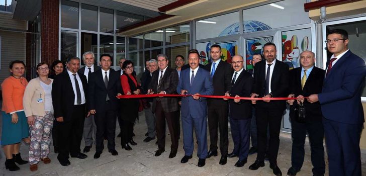 PAÜ’DE YENİ MERKEZLER AÇILDI