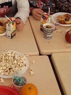 DENİZLİ’DE ÖĞRENCİLER ZEHİRLENDİ