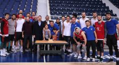 ATEŞDAĞLI’YA SÜRPRİZ DOĞUM GÜNÜ