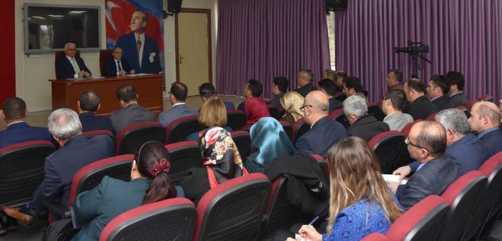 MİLLİ EĞİTİM’DE MÜDÜRLERLE TOPLANTI