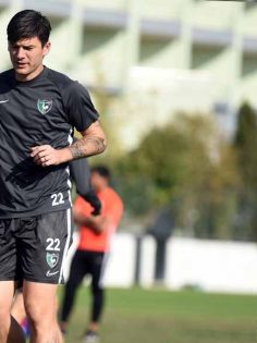 DENİZLİSPOR’DA SAPUNARU İLE YOLLAR AYRILIYOR