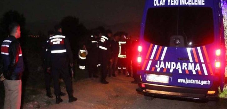 ALACAKLI OLDUĞU KİŞİYİ ÖLDÜRÜP İNTİHAR ETTİ