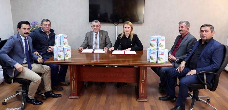 MERKEZEFENDİLİ ÇOCUKLARIN SÜTÜ DENİZLİLİ ÜRETİCİLERDEN