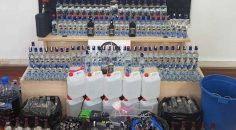 İÇKİ KAÇAKÇILARI YAKALANDI