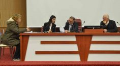 HALK GÜNÜ’NDE VATANDAŞLAR DİNLENDİ