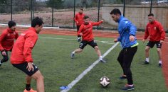 MEKİK ALT SIRALARDAN KURTULMAK İSTİYOR