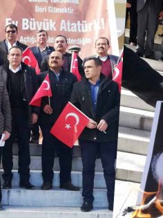 ÇAL’DA LAGOS PROTESTOSU