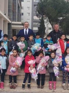 MİNİK ÖĞRENCİLERDEN DEPREMZEDELERE DESTEK